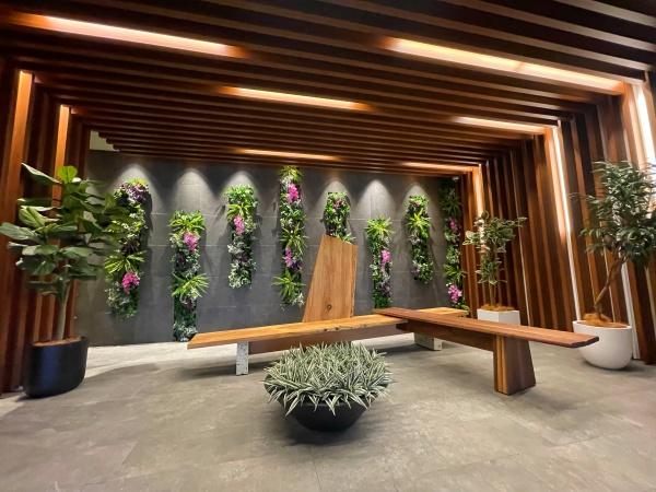 レ・ジェイド緑橋駅前(ロビー)