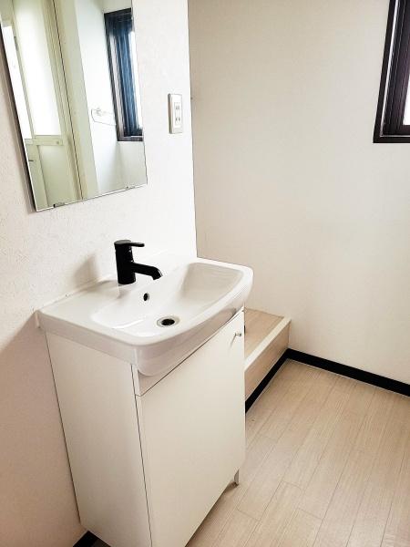 守口市八雲東町2丁目の中古一戸建て(洗面台・洗面所)