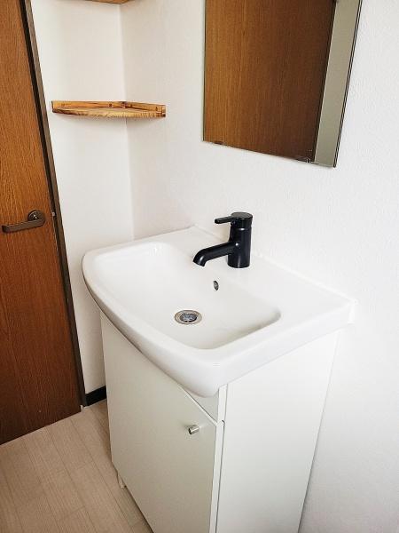 守口市八雲東町2丁目の中古一戸建て(洗面台・洗面所)