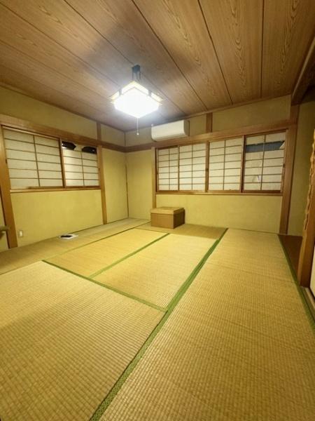 大東市新田本町の中古一戸建て