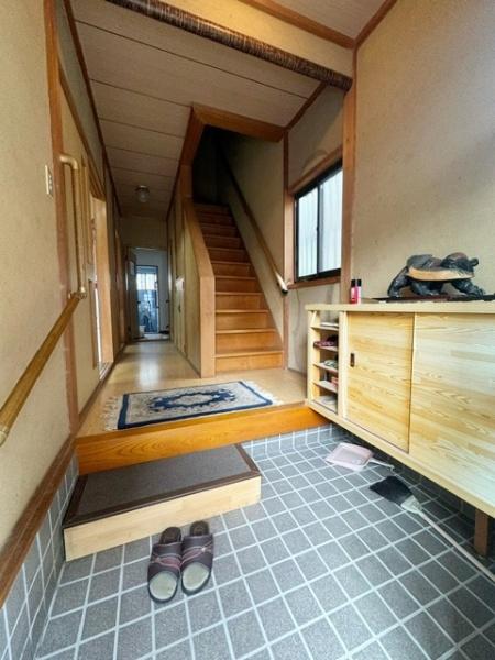 大東市新田本町の中古一戸建て