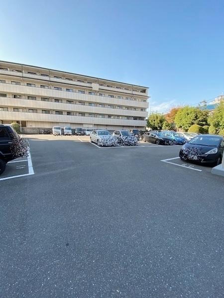 ハイム鴻池(駐車場)