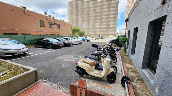 シャトー第２八戸の里