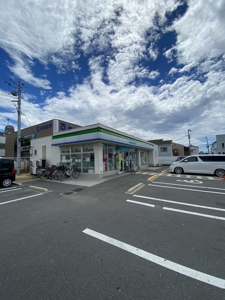 瓢箪山マンション(ファミリーマート東大阪旭町店)