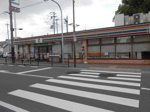 クレール八戸ノ里ソレイユ(セブンイレブン東大阪西岩田1丁目店)