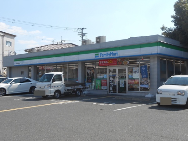 プレジデント東大阪第一棟(ファミリーマート東大阪菱屋東店)