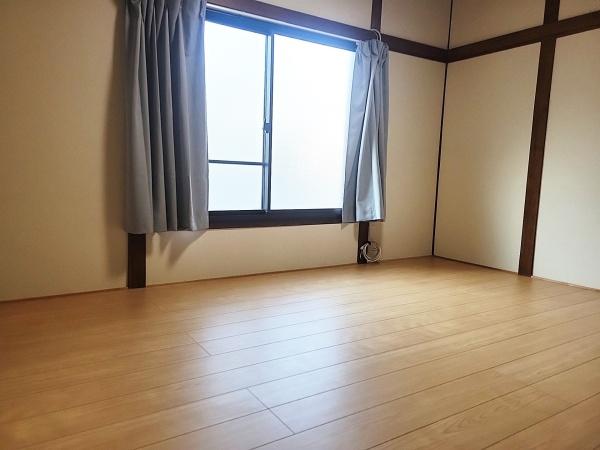 八尾市南本町６丁目
