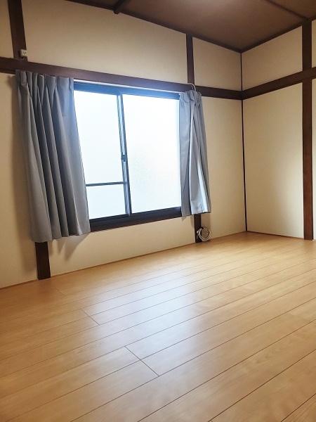 八尾市南本町６丁目