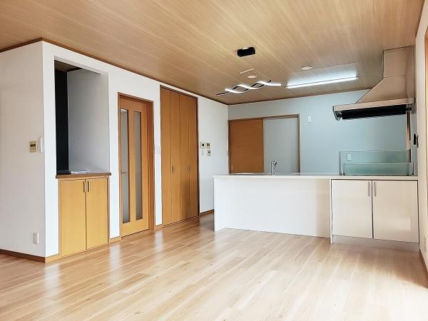 寝屋川市末広町の中古一戸建て