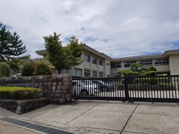 高市郡明日香村大字平田の土地(明日香村立明日香小学校)