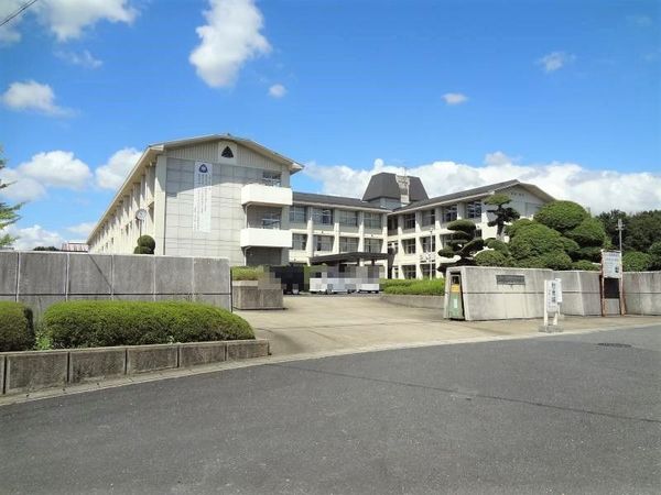北葛城郡上牧町桜ケ丘3丁目の土地(上牧町立上牧第二中学校)