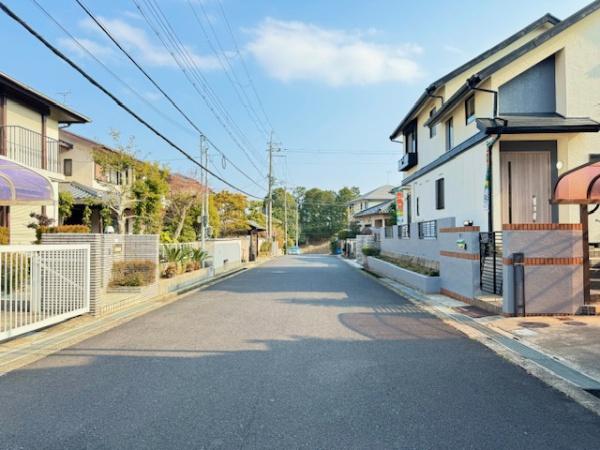 香芝市白鳳台２丁目の中古一戸建て