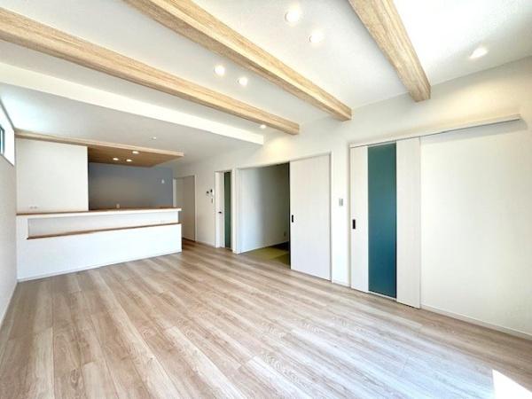 橿原市曲川町3丁目　1号棟　新築戸建