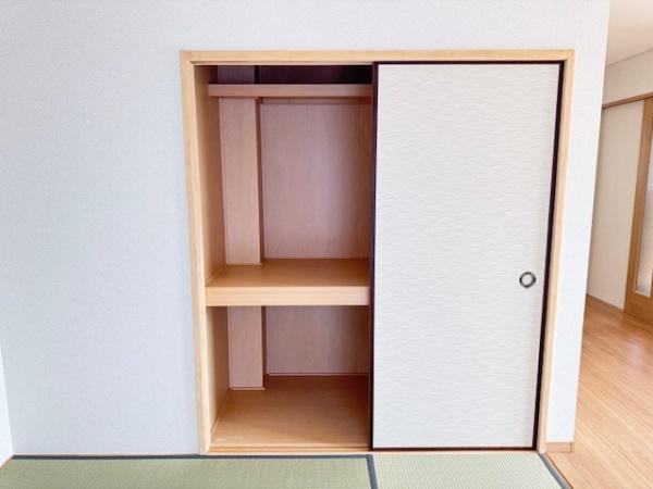 生駒郡斑鳩町神南1丁目の中古一戸建て(収納)