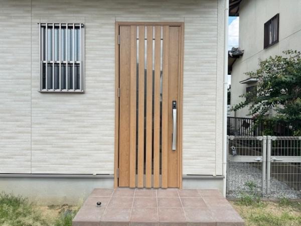 生駒郡斑鳩町神南1丁目の中古一戸建て(玄関)