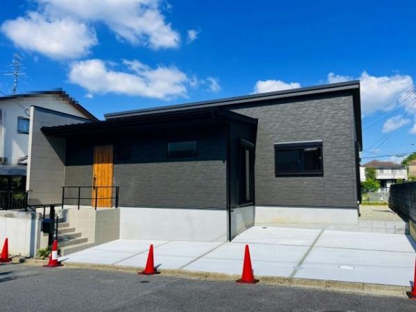 橿原市菖蒲町3丁目　新築戸建