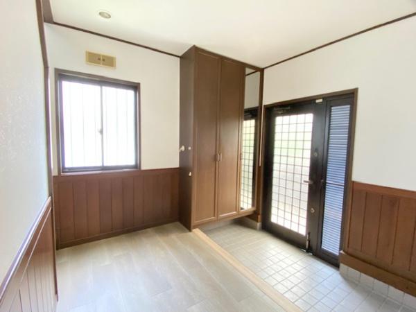 香芝市逢坂８丁目の中古一戸建て