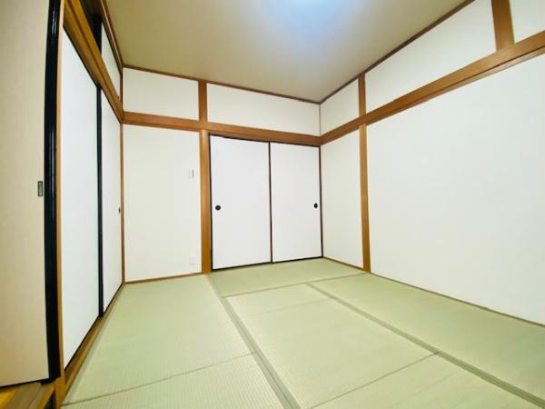 香芝市逢坂４丁目の中古一戸建て