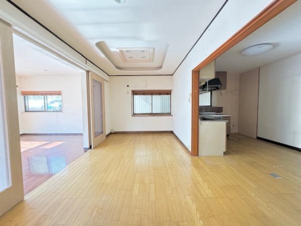 北葛城郡上牧町松里園2丁目　中古戸建