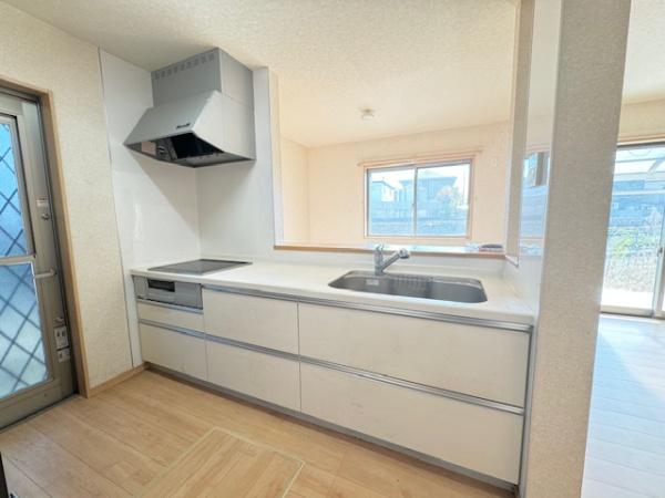 生駒郡斑鳩町服部2丁目中古戸建