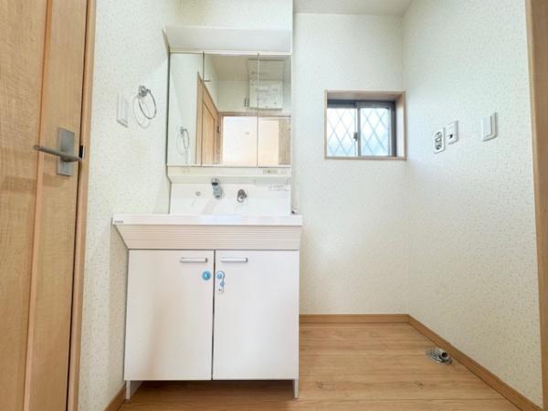 生駒郡斑鳩町服部2丁目中古戸建
