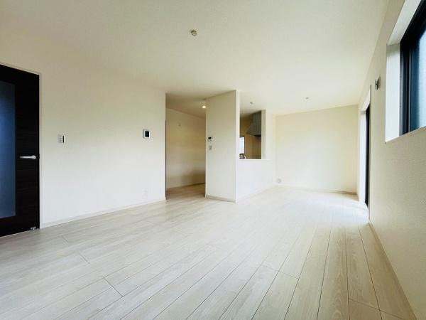 橿原市膳夫町　5号棟　新築戸建