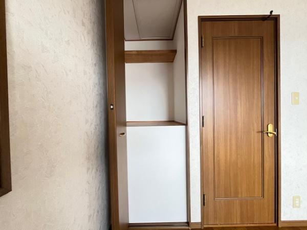 生駒郡斑鳩町興留８丁目の中古一戸建て
