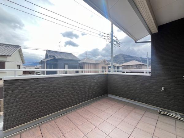 香芝市磯壁５丁目の中古一戸建て