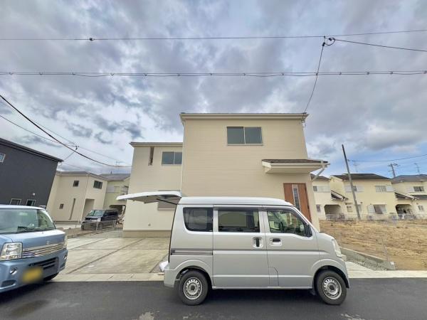 御所市南十三２期　４号棟　新築戸建