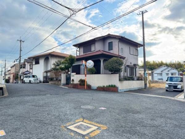 北葛城郡上牧町松里園１丁目の中古一戸建て