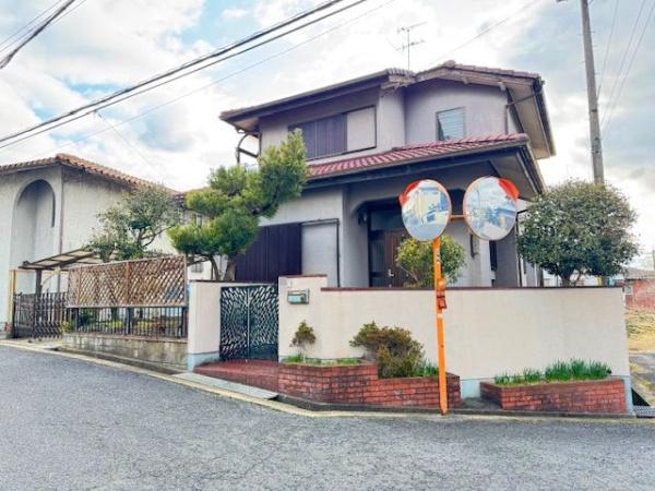 北葛城郡上牧町松里園１丁目の中古一戸建て