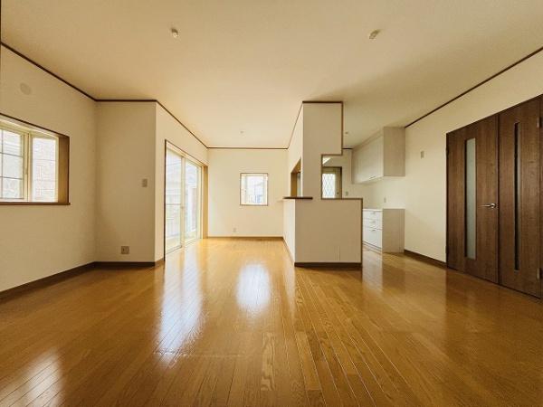 橿原市石原田町　中古戸建