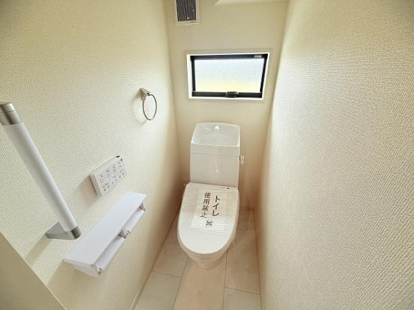 橿原市山本町　2号棟　新築戸建