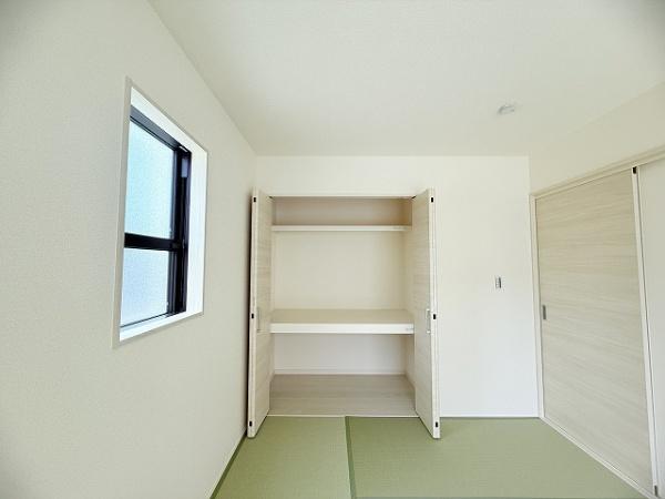 橿原市山本町　2号棟　新築戸建