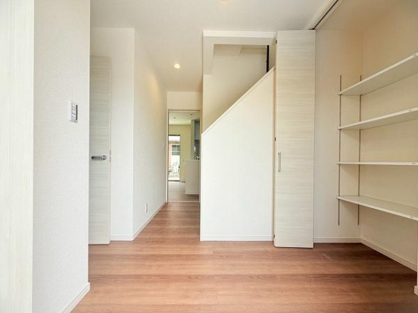 桜井市大福11期 1号棟 新築戸建(玄関)