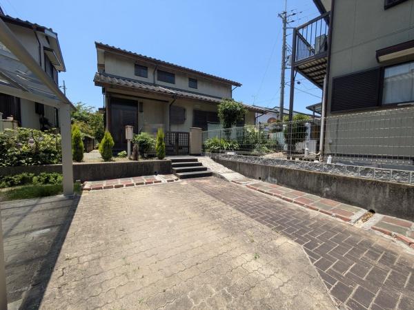 香芝市真美ヶ丘７丁目の土地