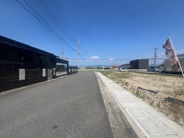 北葛城郡広陵町大字萱野の土地