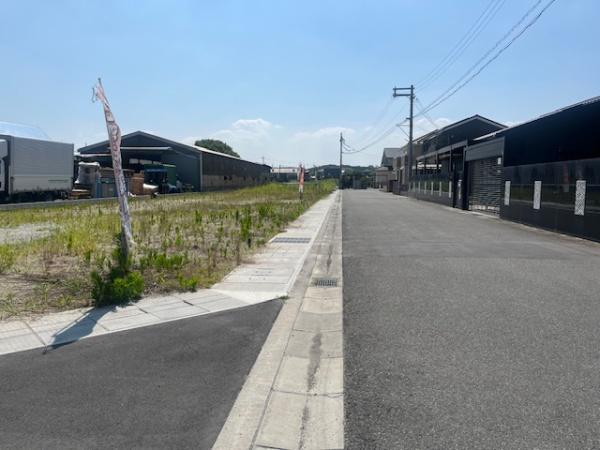 北葛城郡広陵町大字萱野の土地