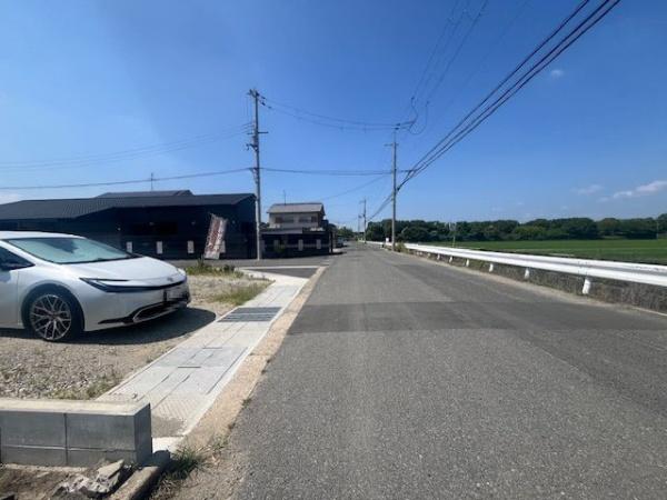 北葛城郡広陵町大字萱野の土地