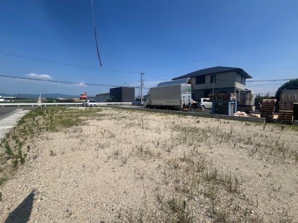 北葛城郡広陵町大字萱野の土地