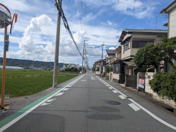 生駒郡斑鳩町目安４丁目の土地