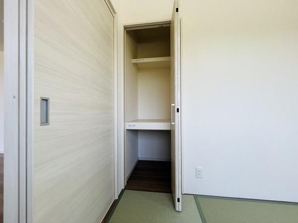 大和高田市西坊城８期　２号棟　新築戸建