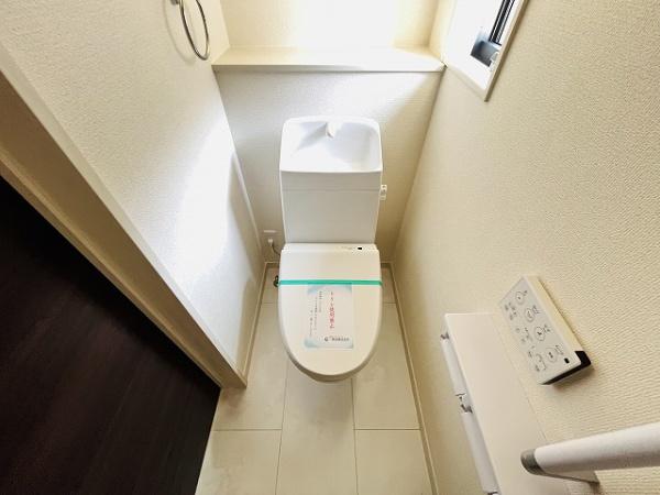 大和高田市西坊城８期　２号棟　新築戸建