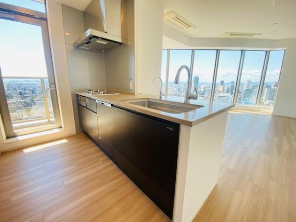 プレミストタワー大阪新町ローレルコート