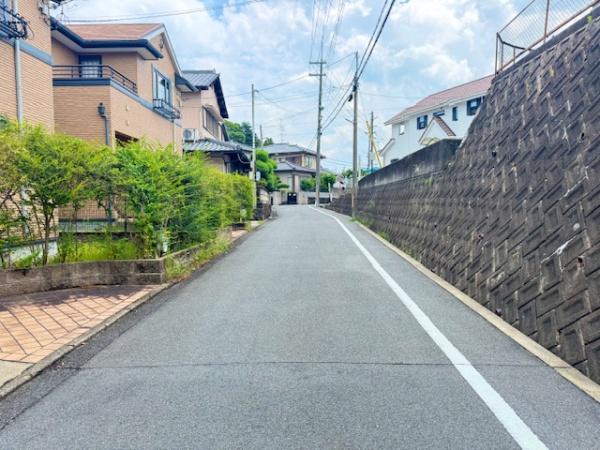 生駒郡斑鳩町稲葉西２丁目の中古一戸建て
