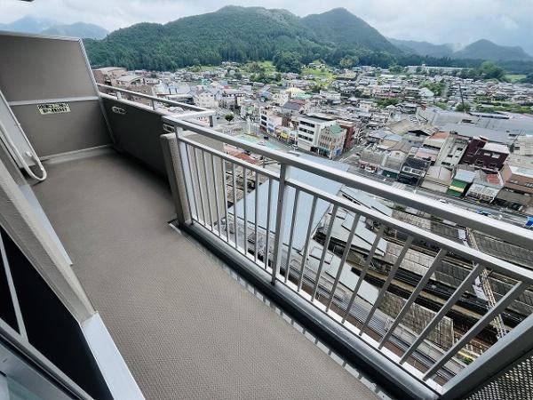 グリーンスクエア榛原駅前１番館
