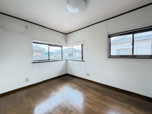 香芝市磯壁４丁目の中古一戸建て