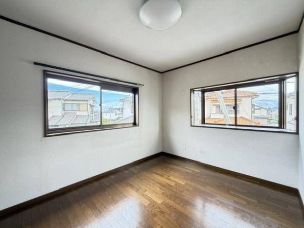 香芝市磯壁４丁目の中古一戸建て