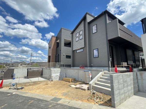 北葛城郡広陵町大字三吉元赤部方　新築戸建