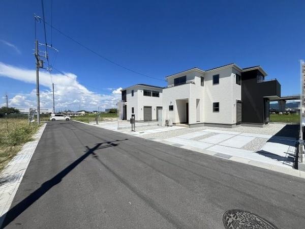 田原本町黒田3期　5号棟　新築戸建
